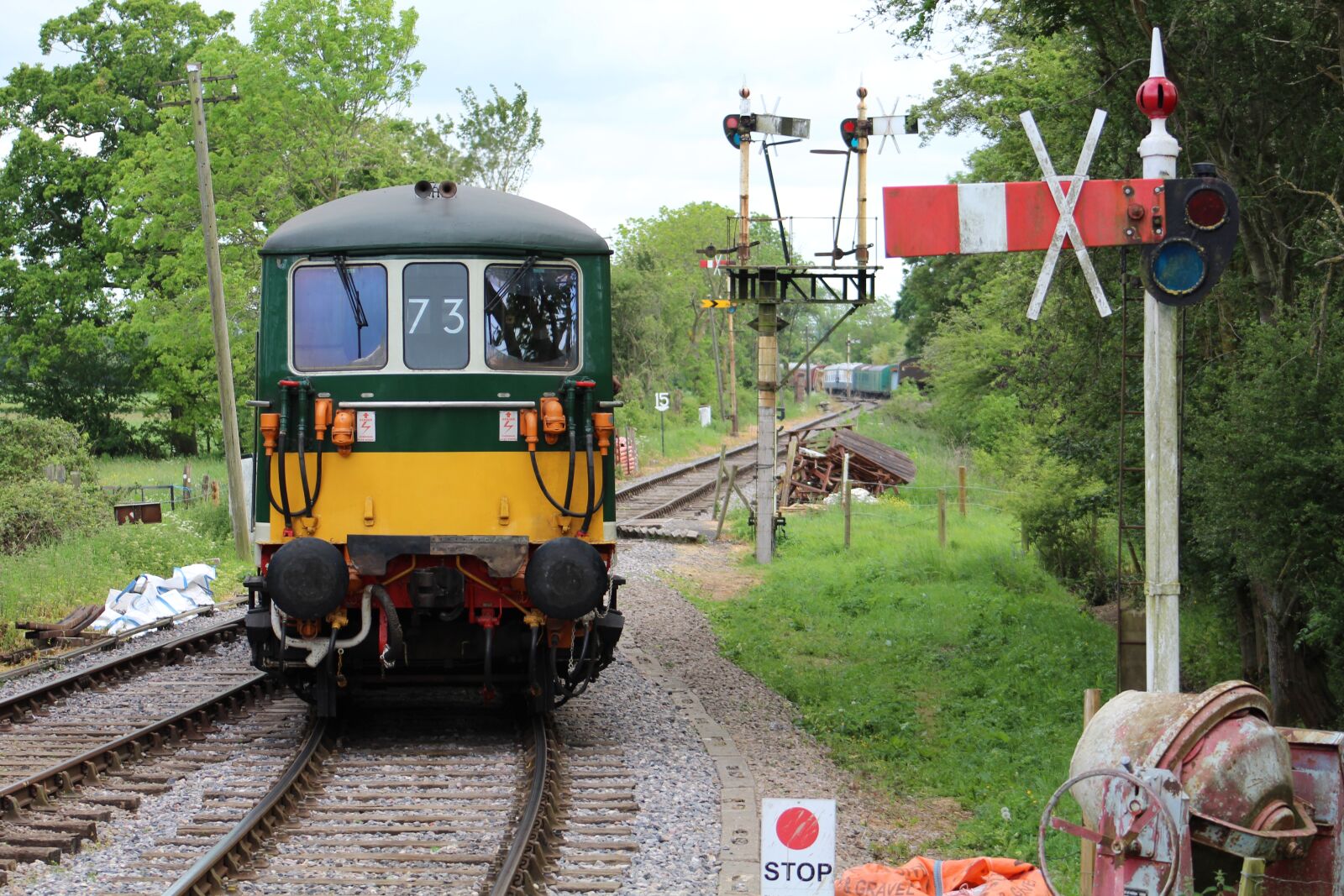 Canon EF75-300mm f/4-5.6 sample photo. Train, heritage, diesel photography