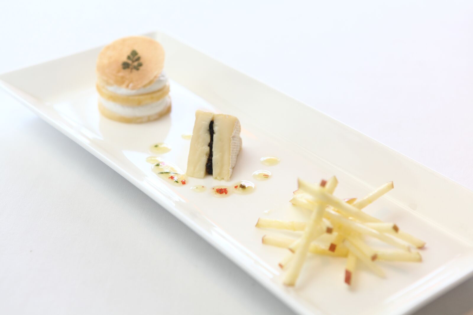 Canon EOS 5D Mark II sample photo. Cake, dessert, cheese photography