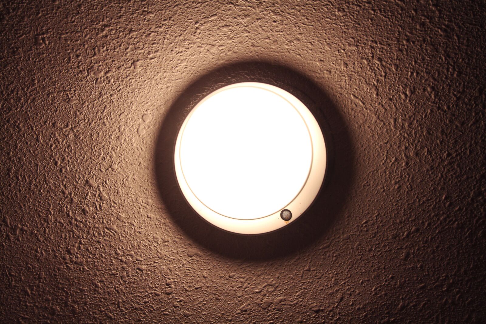 Canon EOS 7D sample photo. Old, old buildings, light photography