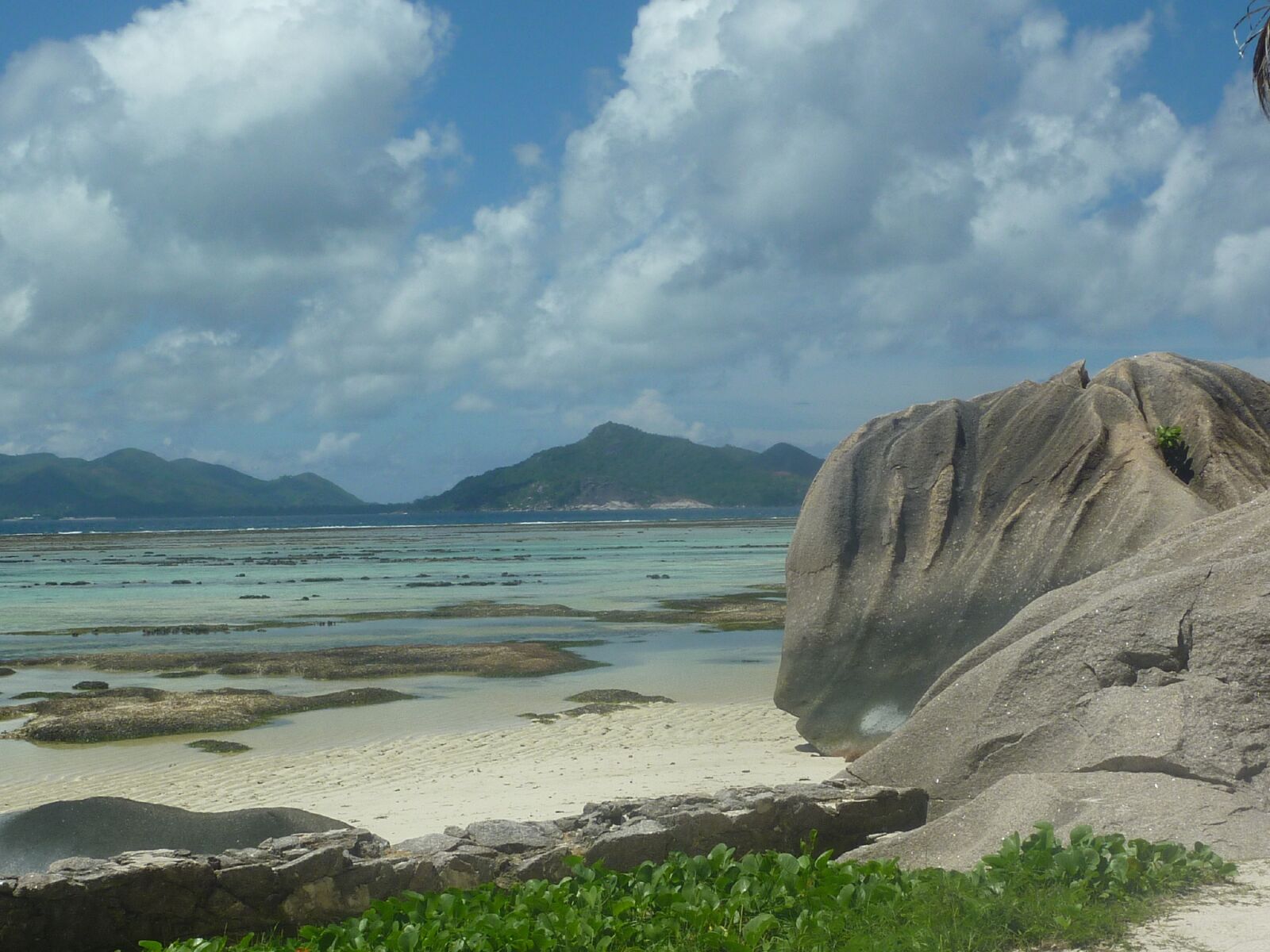 Panasonic DMC-TZ7 sample photo. Hollydays, seychelles, nature photography