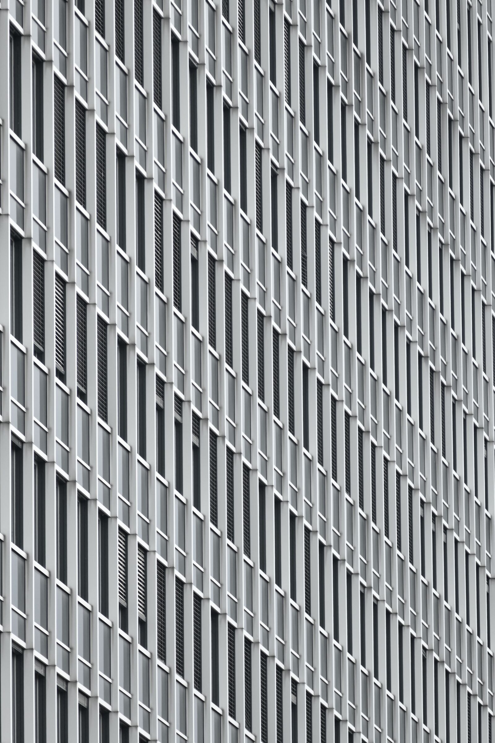 Panasonic Lumix DMC-FZ1000 sample photo. Facade, skyscraper, architecture photography