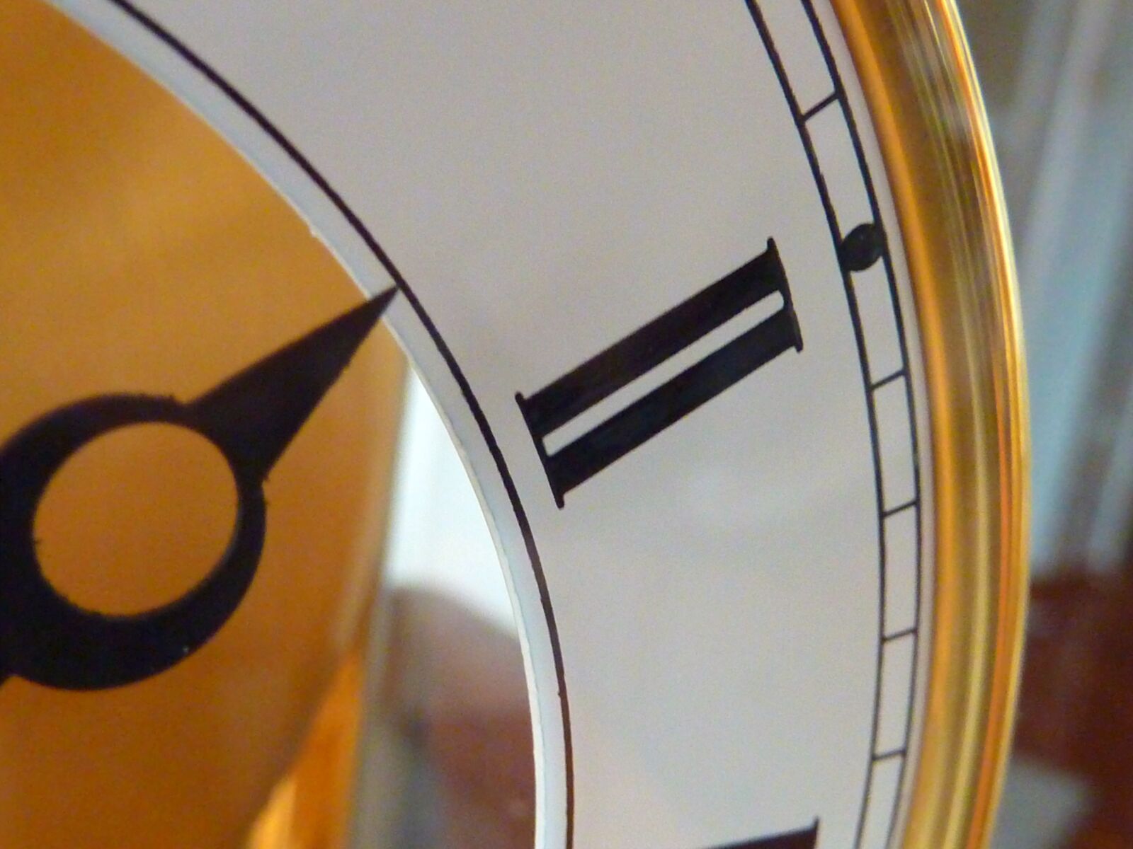 Panasonic DMC-TZ7 sample photo. Clock, movement, pointer photography