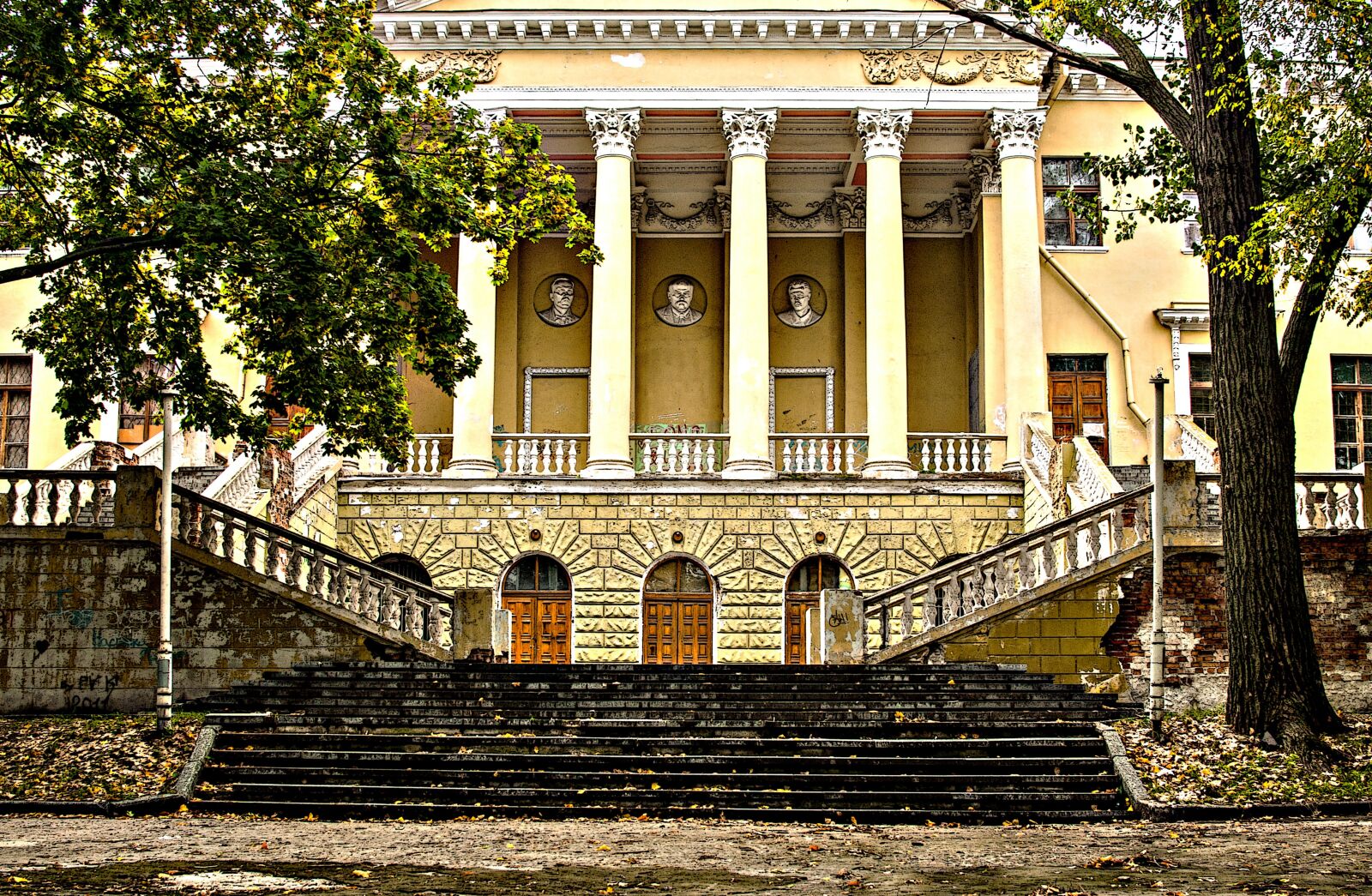 Nikon D90 sample photo. Dnieper, the palace of photography