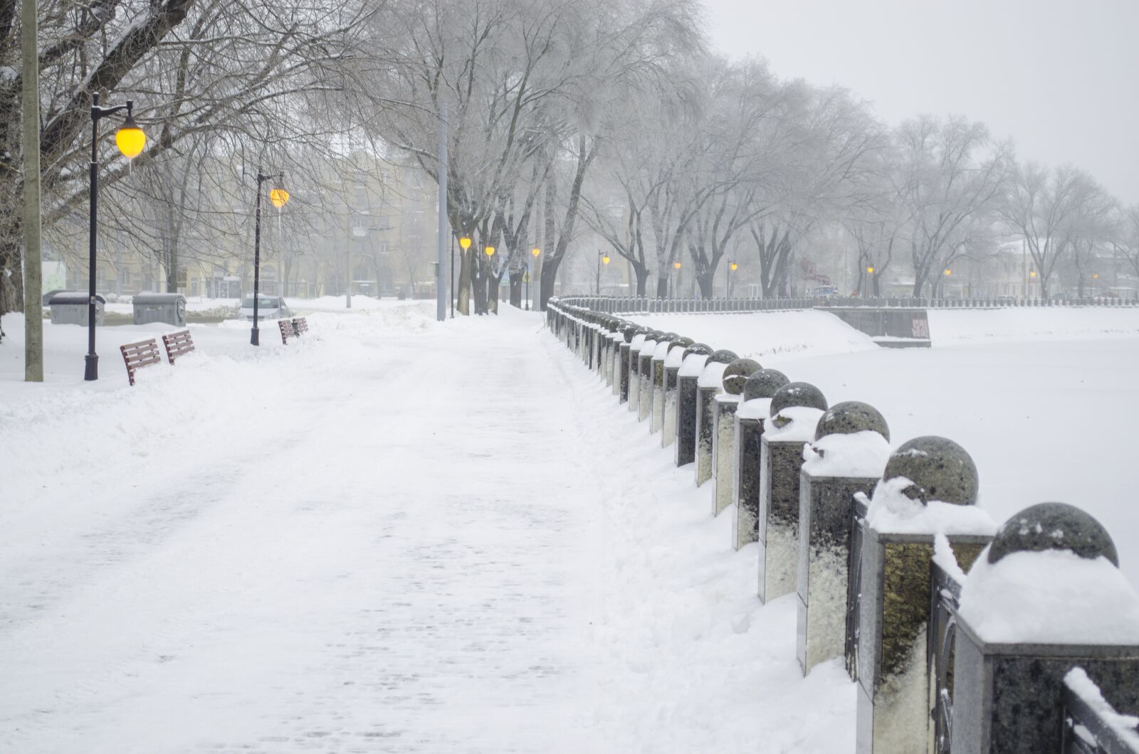 Nikon D5100 sample photo. Winter, quay, railing photography