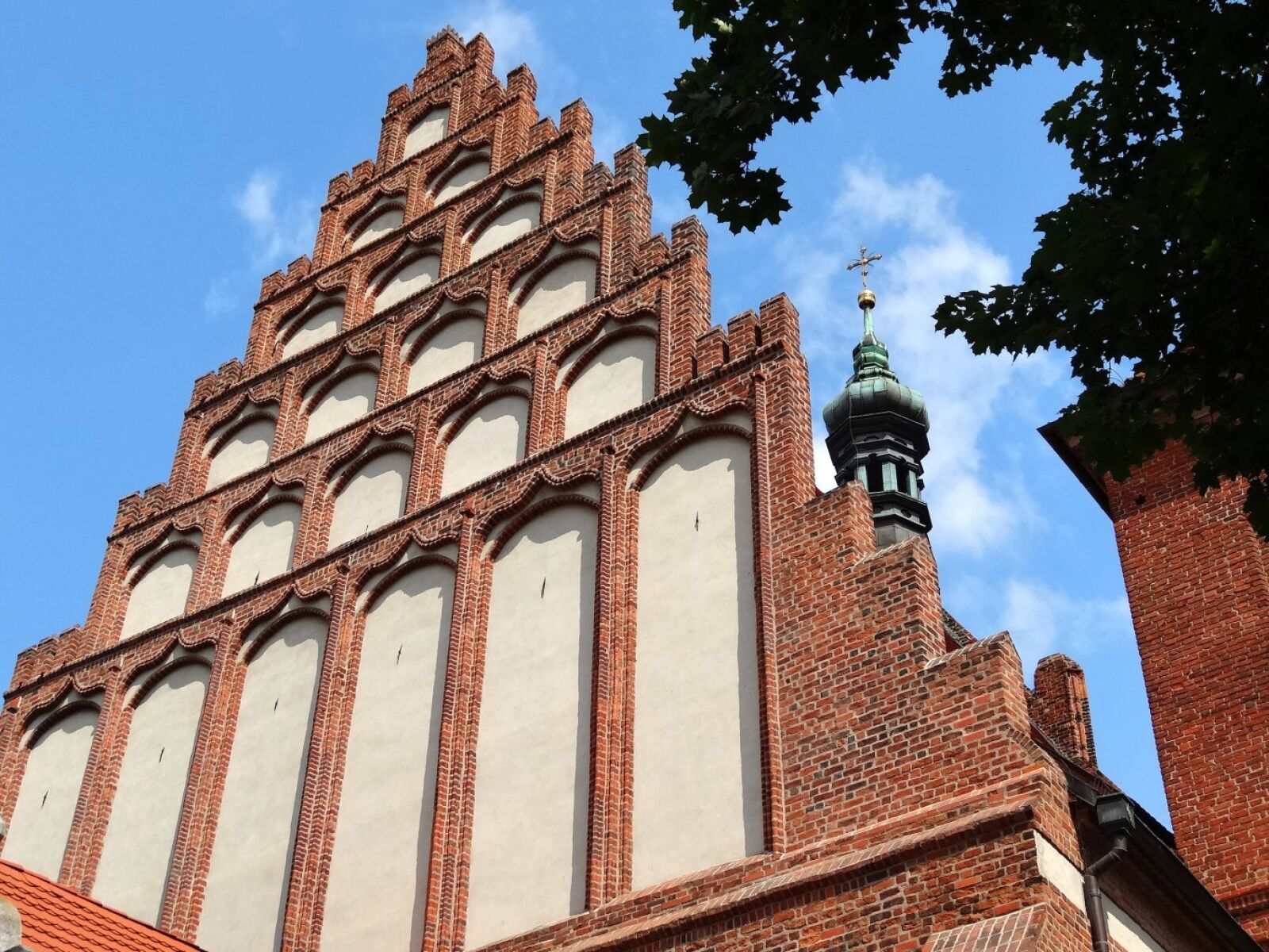 Sony Cyber-shot DSC-HX20V sample photo. Bydgoszcz, cathedral, church photography