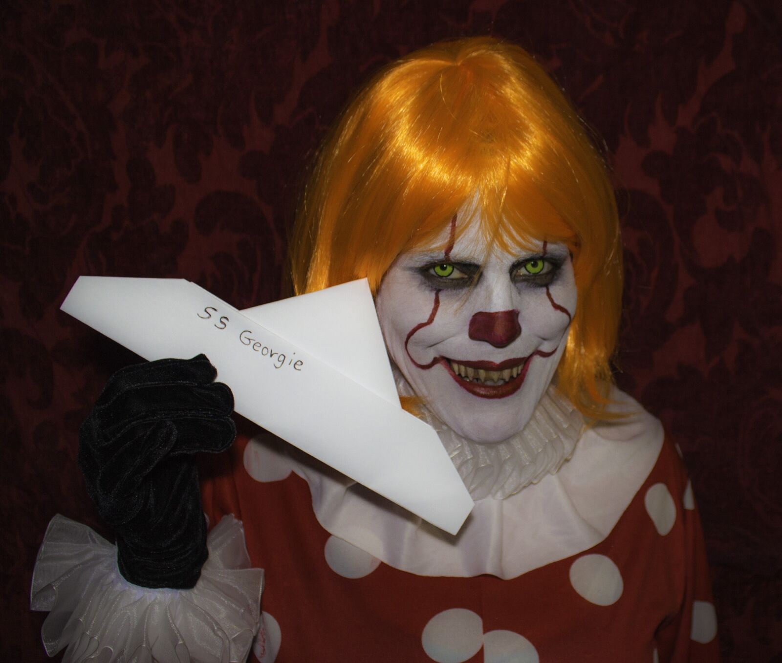 Canon EOS 600D (Rebel EOS T3i / EOS Kiss X5) sample photo. It, pennywise, clown photography
