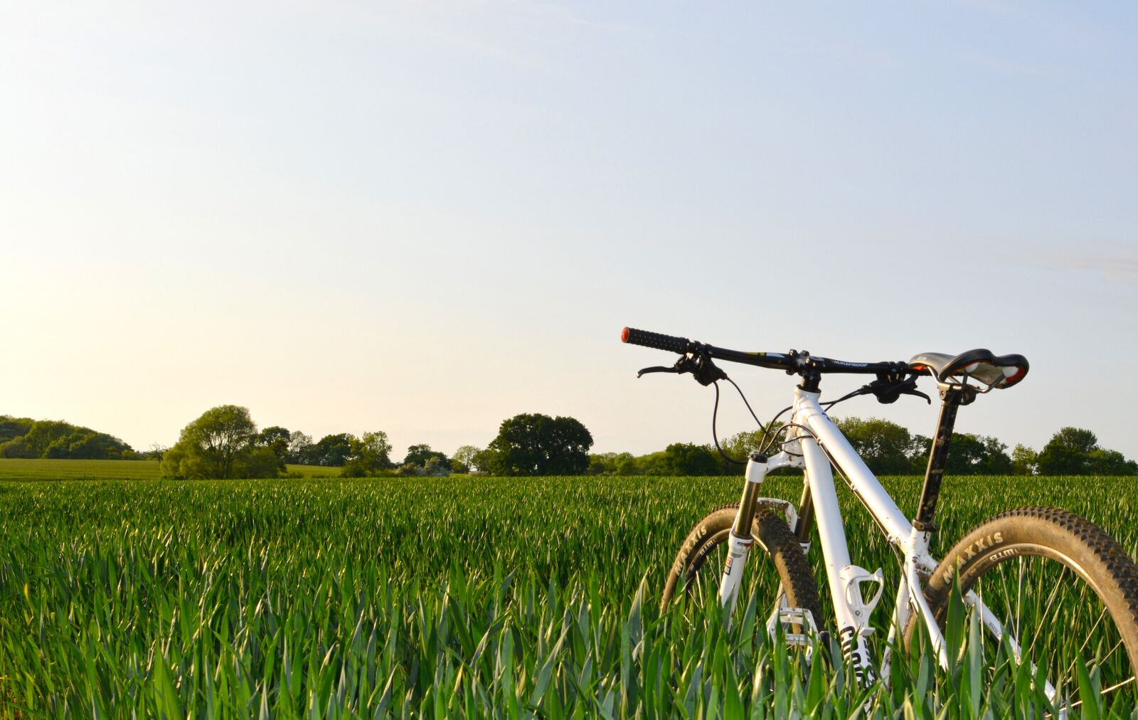 Nikon D5200 sample photo. Bicycle, bike, countryside photography