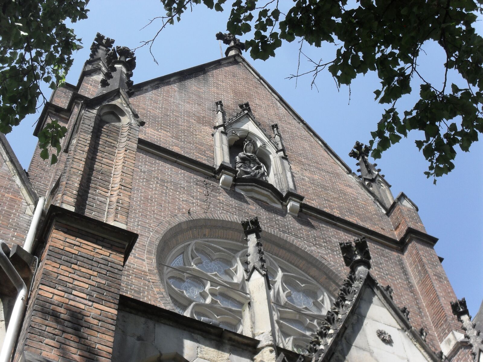 Samsung ES15 / VLUU ES15 /  SL30 sample photo. Church, teplice, elisabeth photography