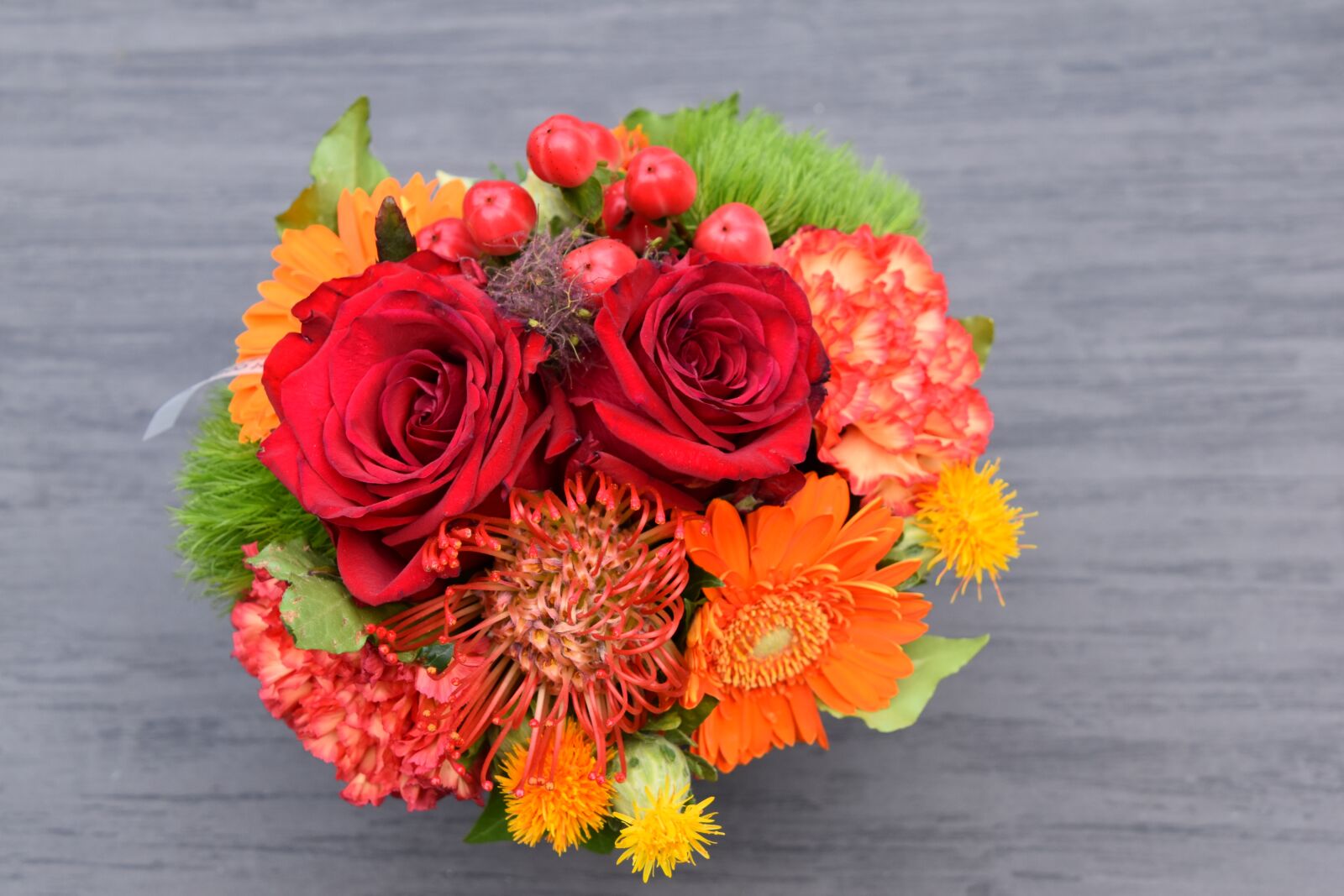 Nikon D5600 sample photo. Bouquet, flowers, mounting photography