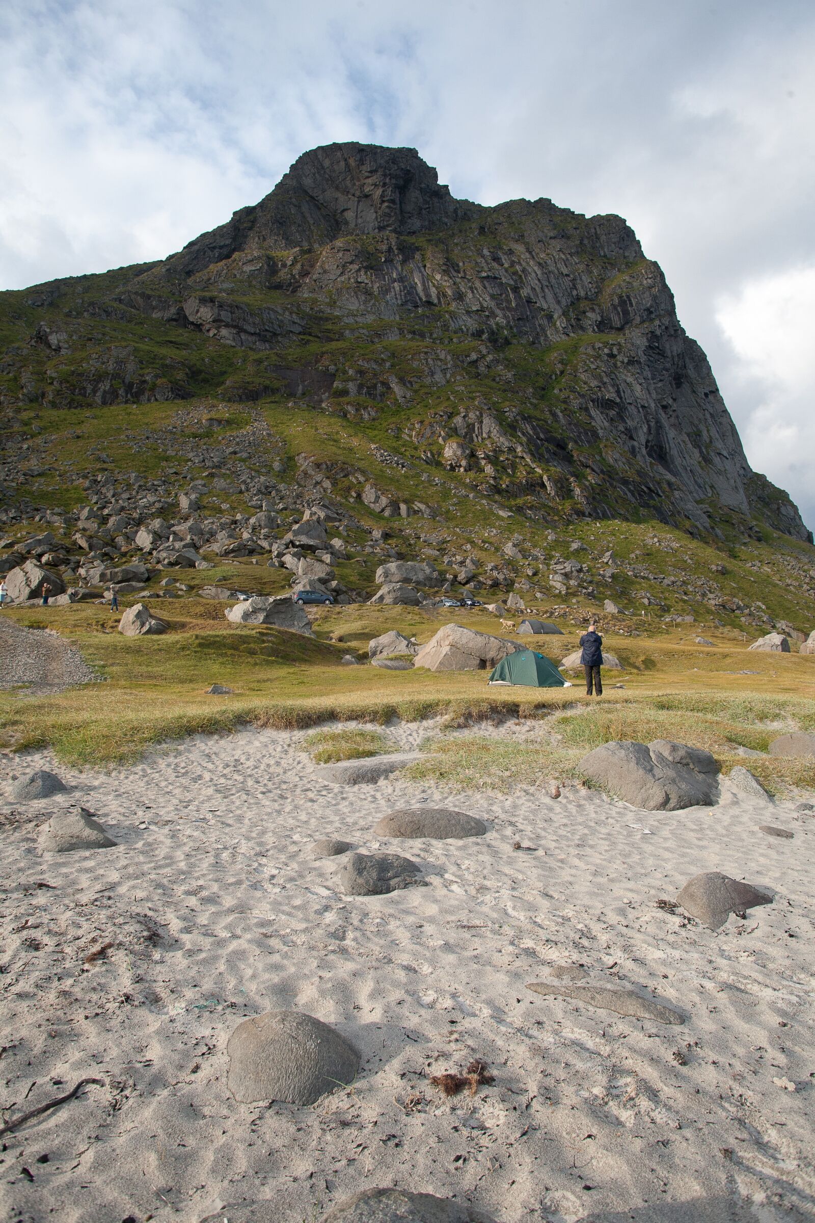 Canon EF 20-35mm f/2.8L sample photo. Norway, lofoten islands, beach photography