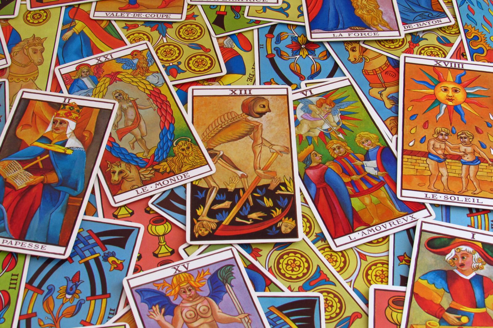 Canon PowerShot SX530 HS sample photo. Fortune telling, tarot, letters photography