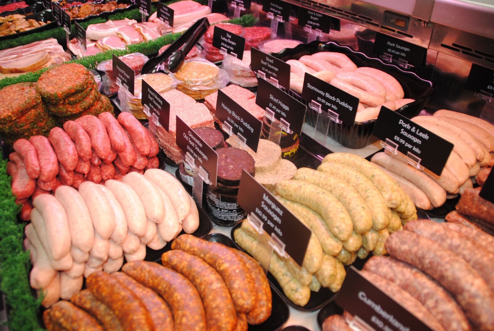 Nikon D3000 sample photo. Sausages, linton, scottish photography