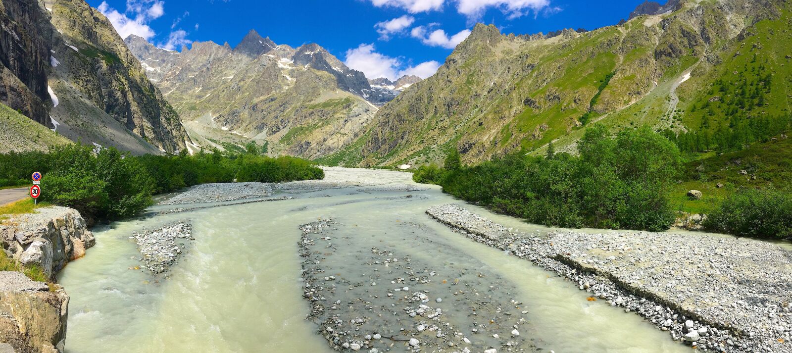 iPhone 6s Plus back camera 4.15mm f/2.2 sample photo. Mountain, river, landscape photography