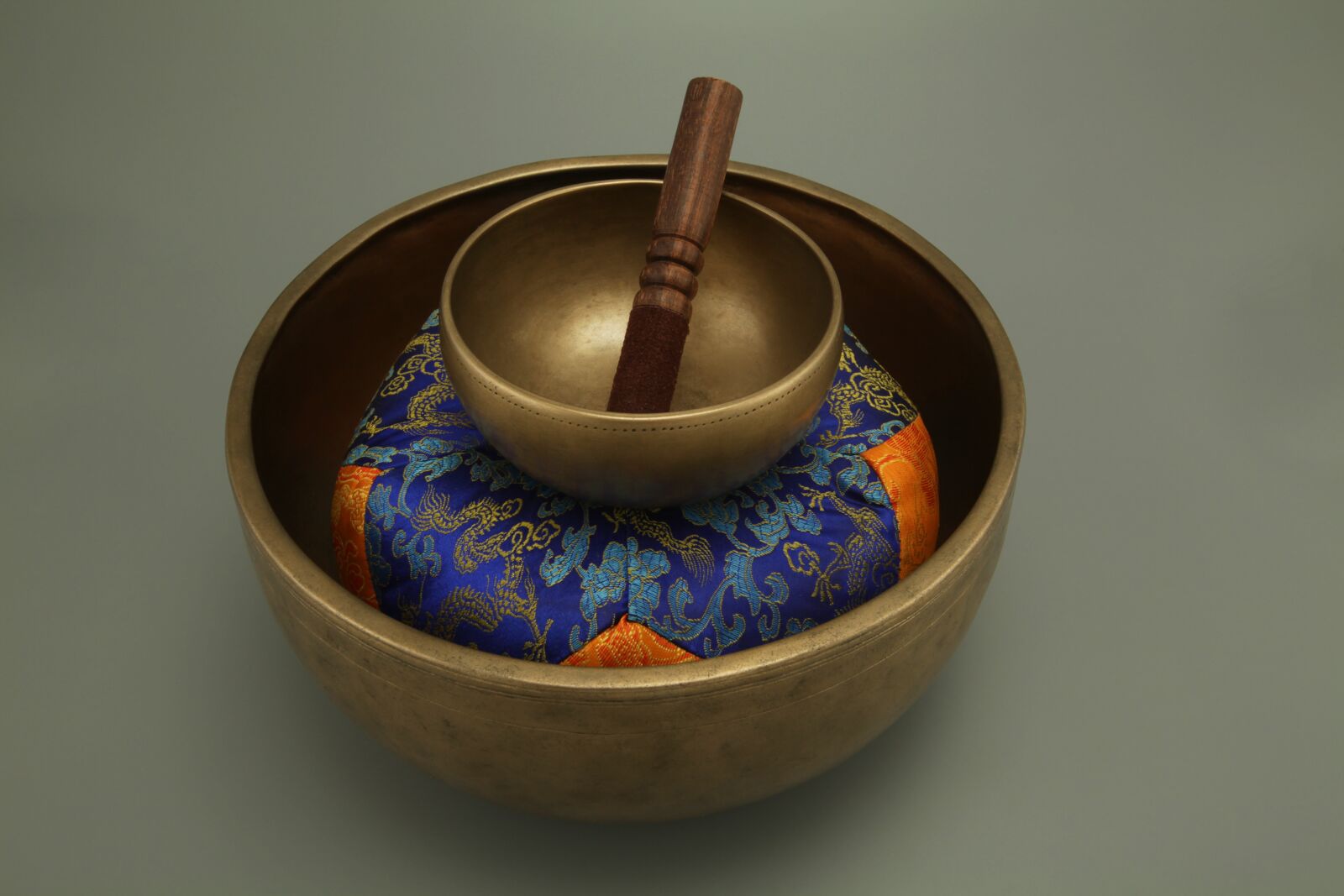 Canon EOS 5D Mark II sample photo. Shaman, symbol, to heal photography