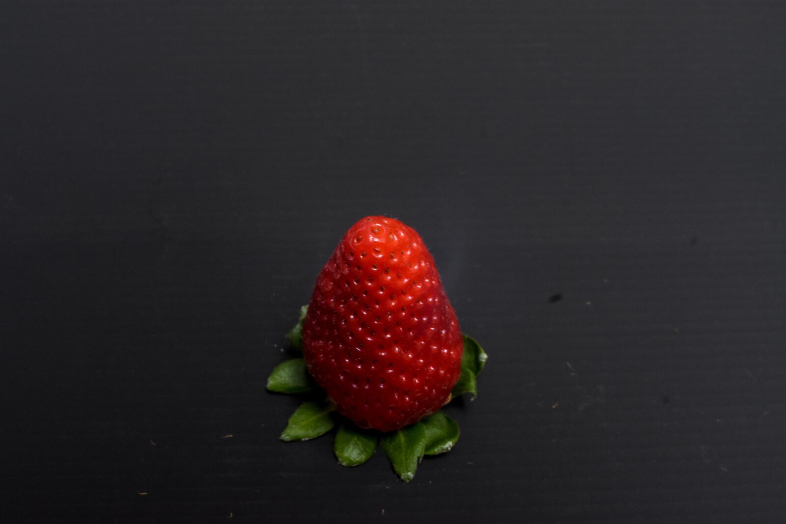Nikon D3400 sample photo. Strawberry, vintage, nature photography