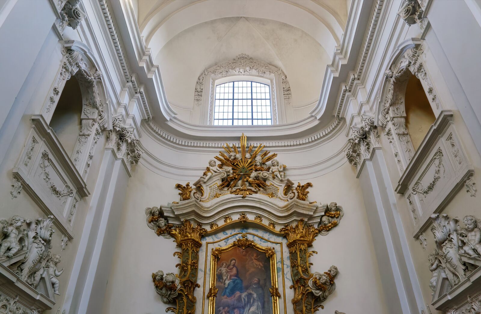 Nikon D3100 sample photo. Church, interior, design photography