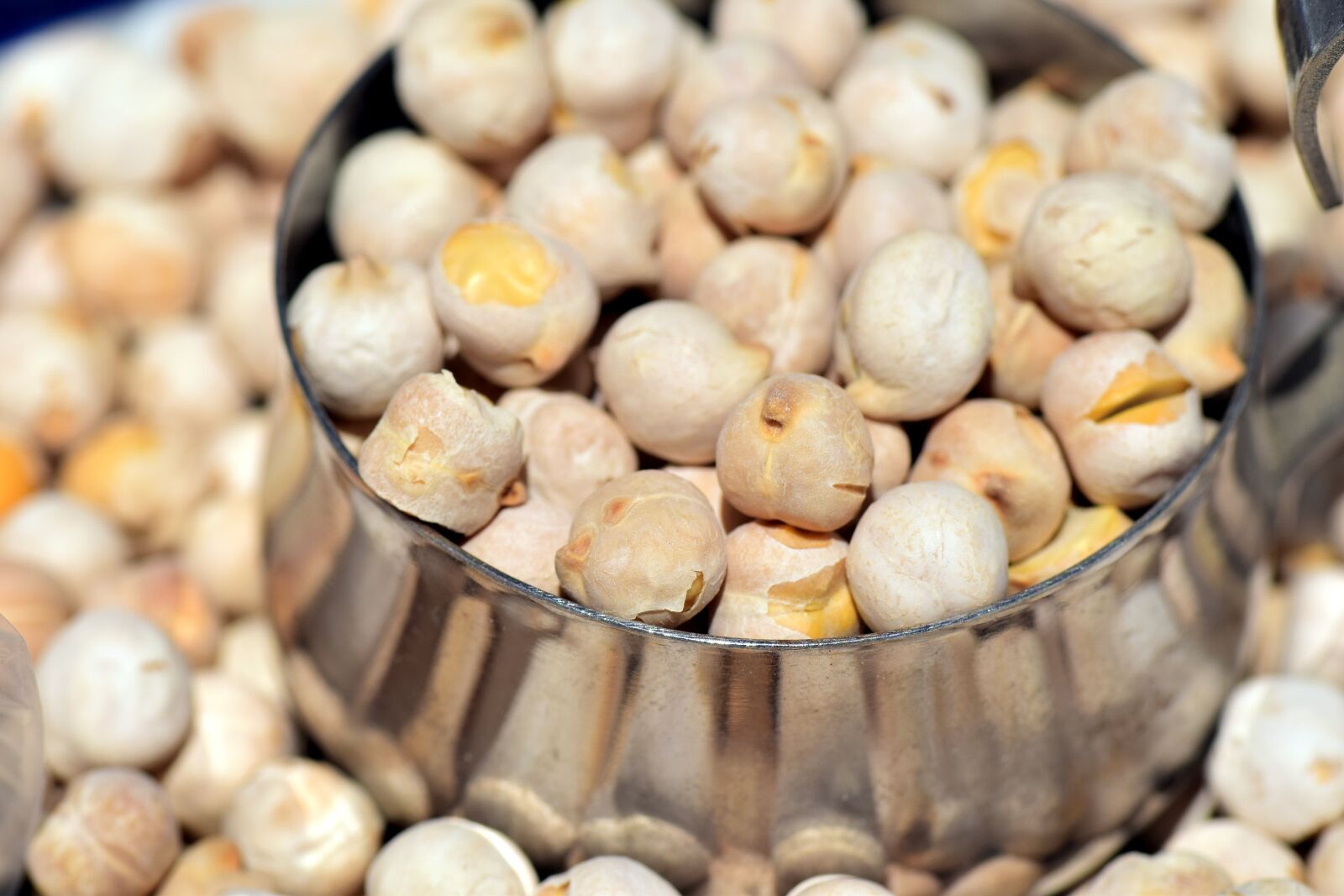 Nikon D3300 sample photo. Chickpeas, roasted, roasted chickpeas photography