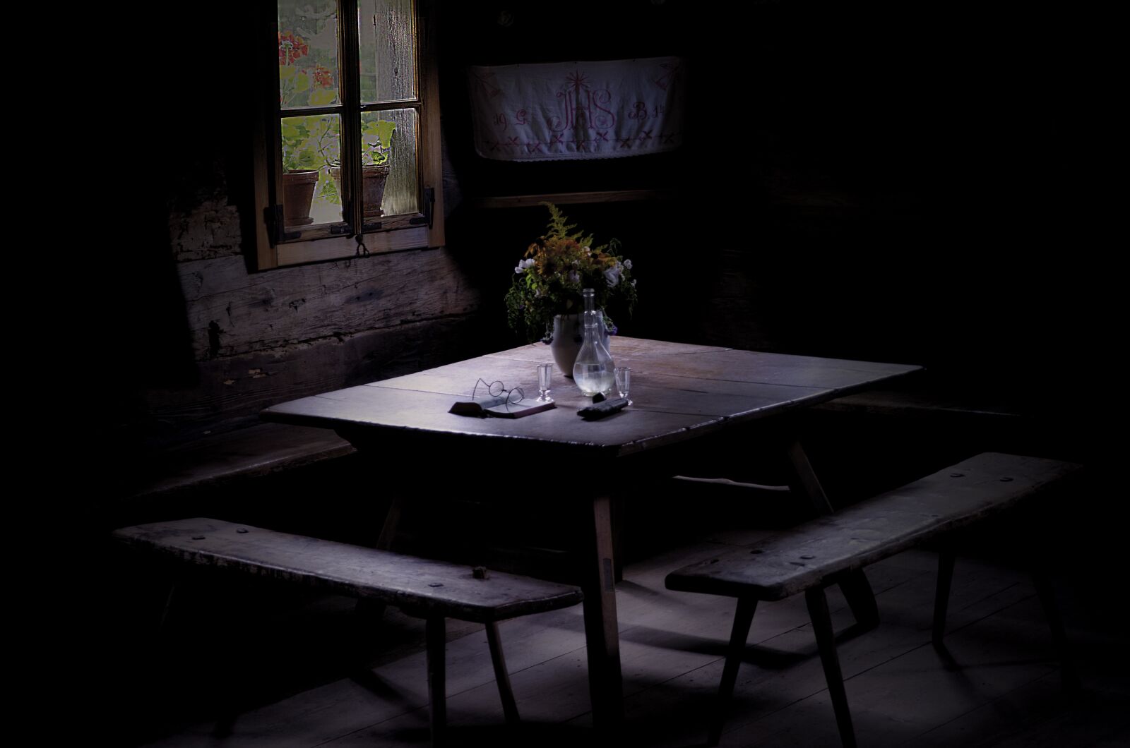 Nikon D7000 sample photo. Table, chair, contemporary photography