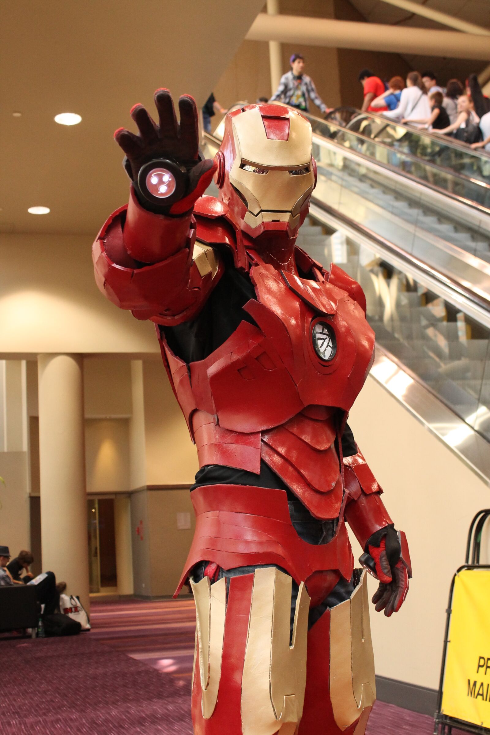 Canon EOS 1100D (EOS Rebel T3 / EOS Kiss X50) sample photo. Ironman, marvel comics, superhero photography