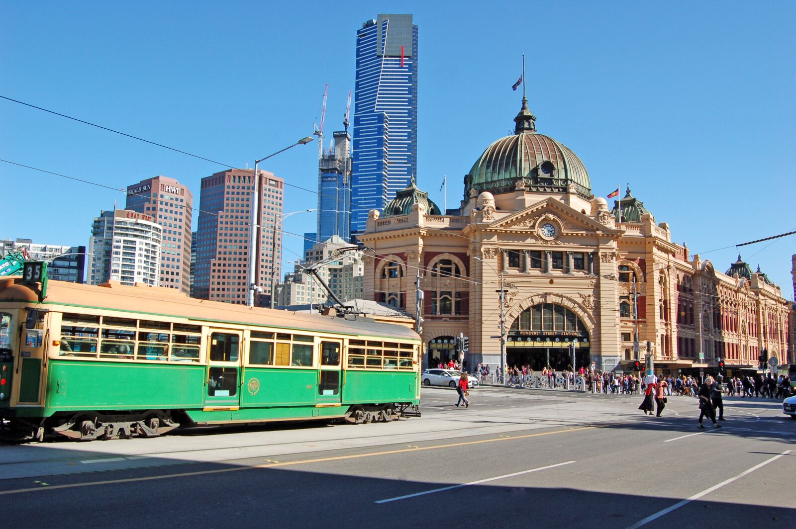 Nikon D50 sample photo. Tram, flinders street station photography
