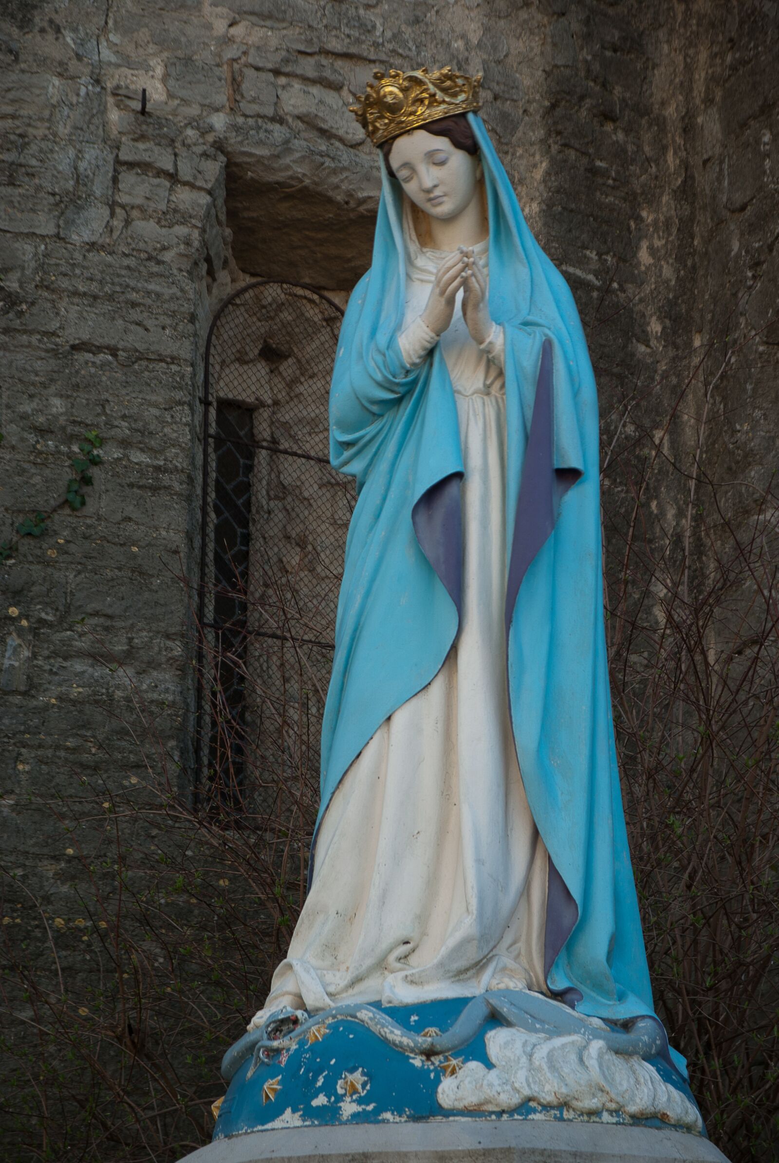 Pentax K10D sample photo. Virgin, religion, statue photography