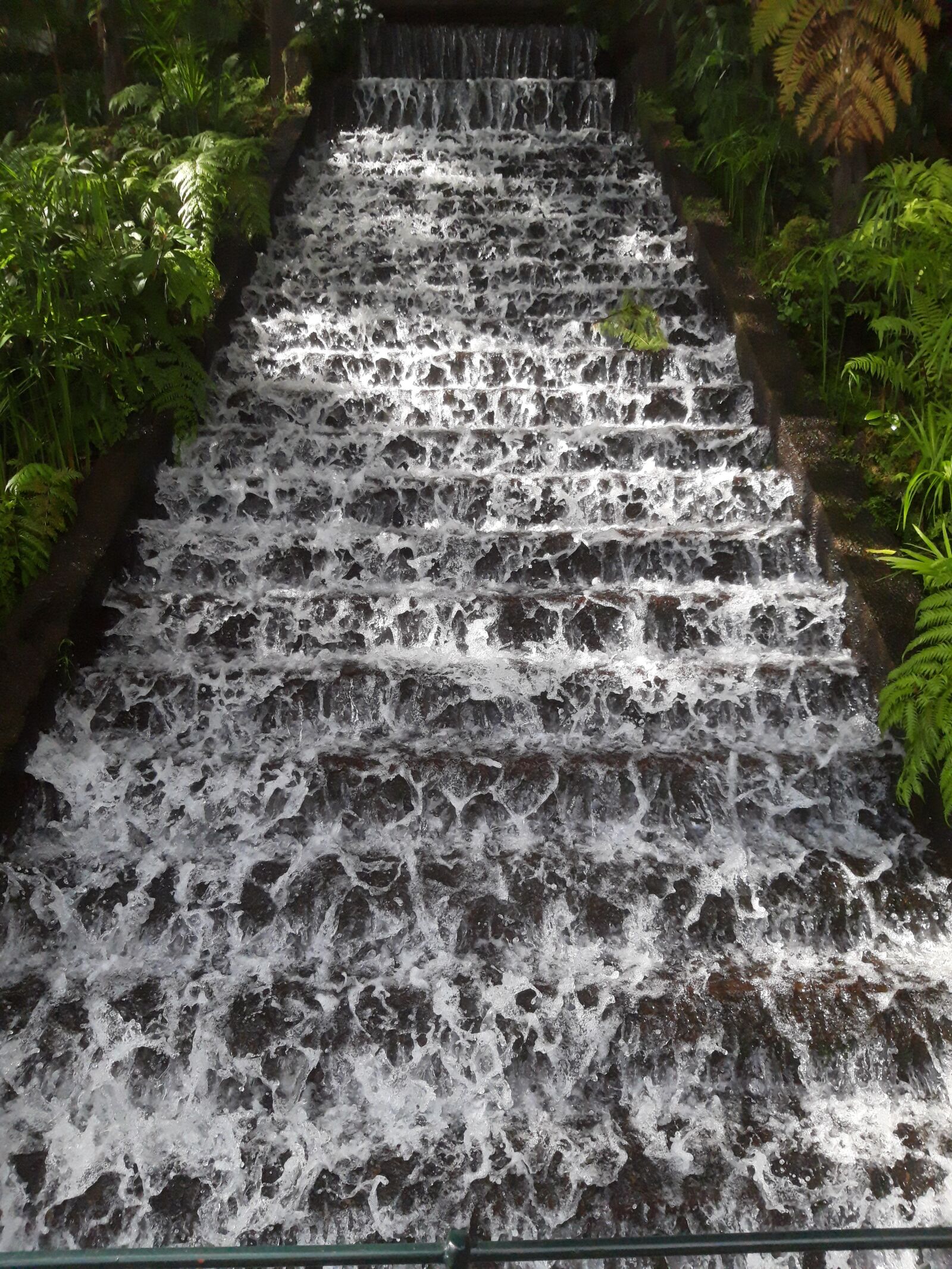 Samsung Galaxy A6 sample photo. Cascade, water, stairs photography