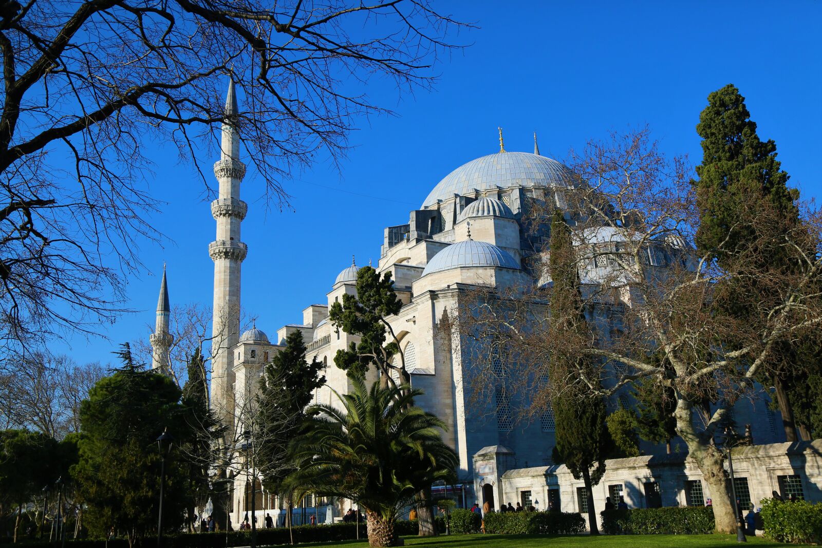 Canon EF 24-105mm F4L IS USM sample photo. Cami, minaret, dome photography