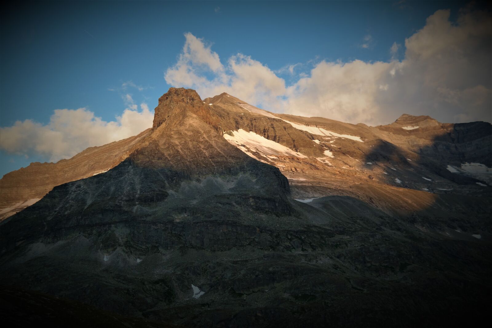 Samsung NX30 + NX 18-55mm F3.5-5.6 sample photo. Mountain, alpine, landscape photography