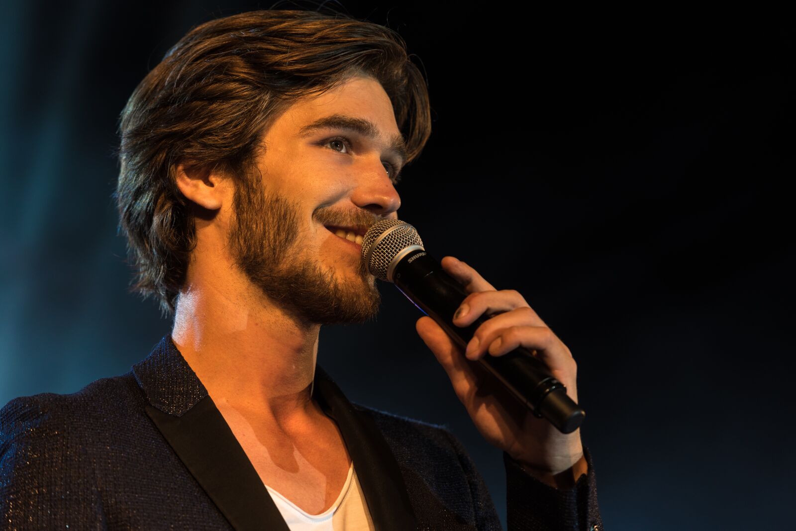 Nikon D750 sample photo. Amaury vassili, singer, concert photography