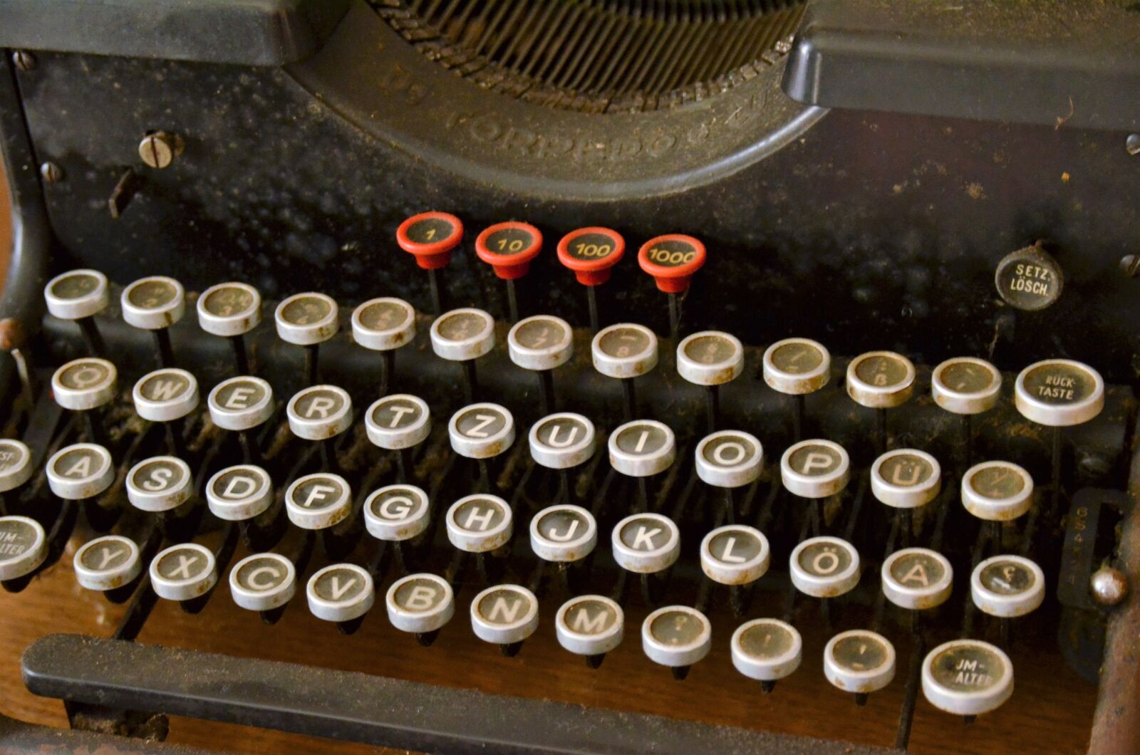 Nikon D7000 sample photo. Typewriter, keyboard, key photography
