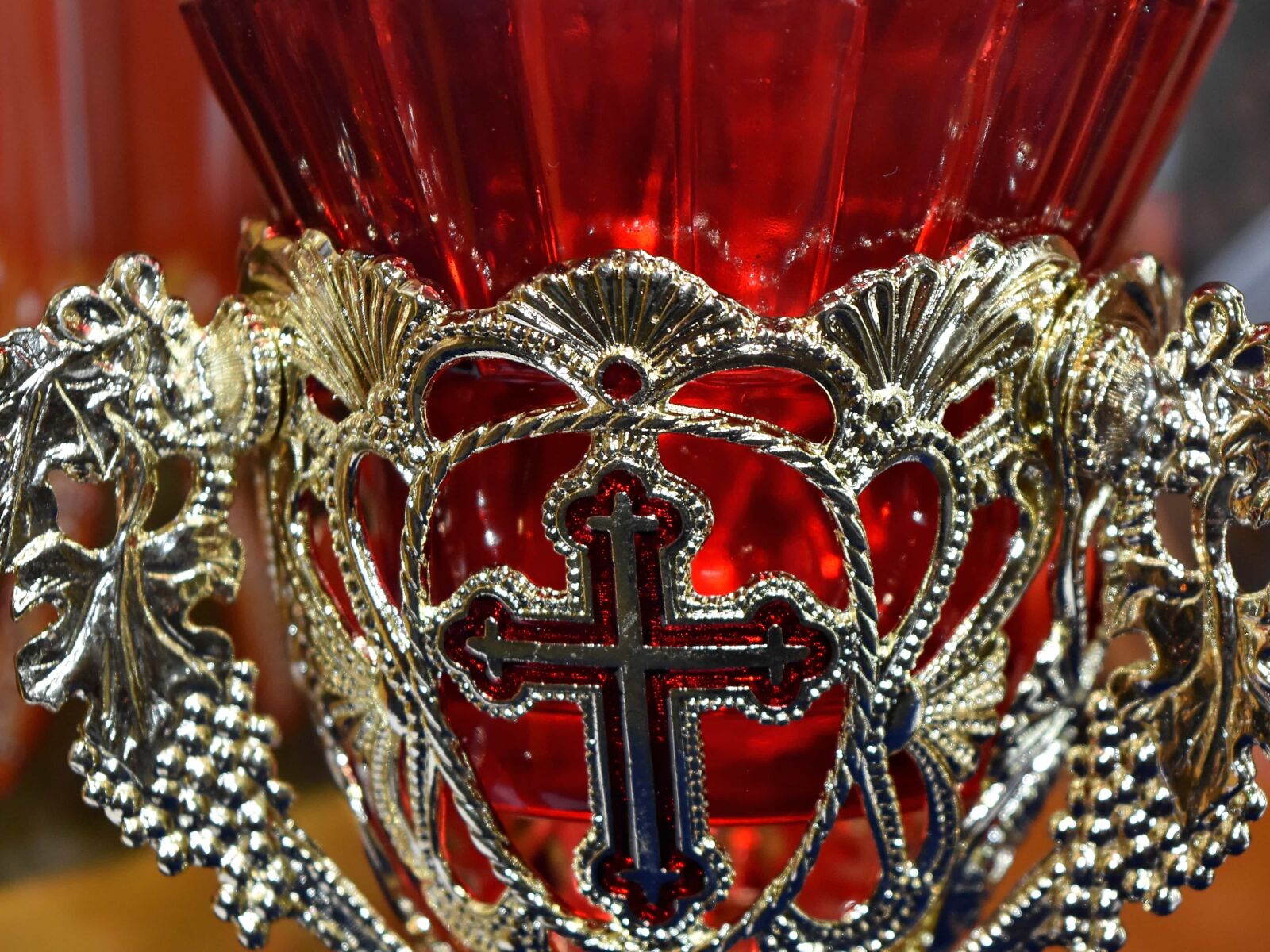Nikon D5500 sample photo. Crystal, orthodox, red, religion photography