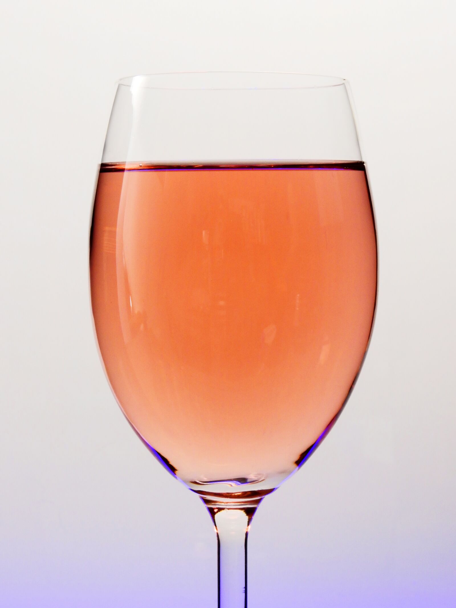 Nikon Coolpix P900 sample photo. Glass, wine, drink photography