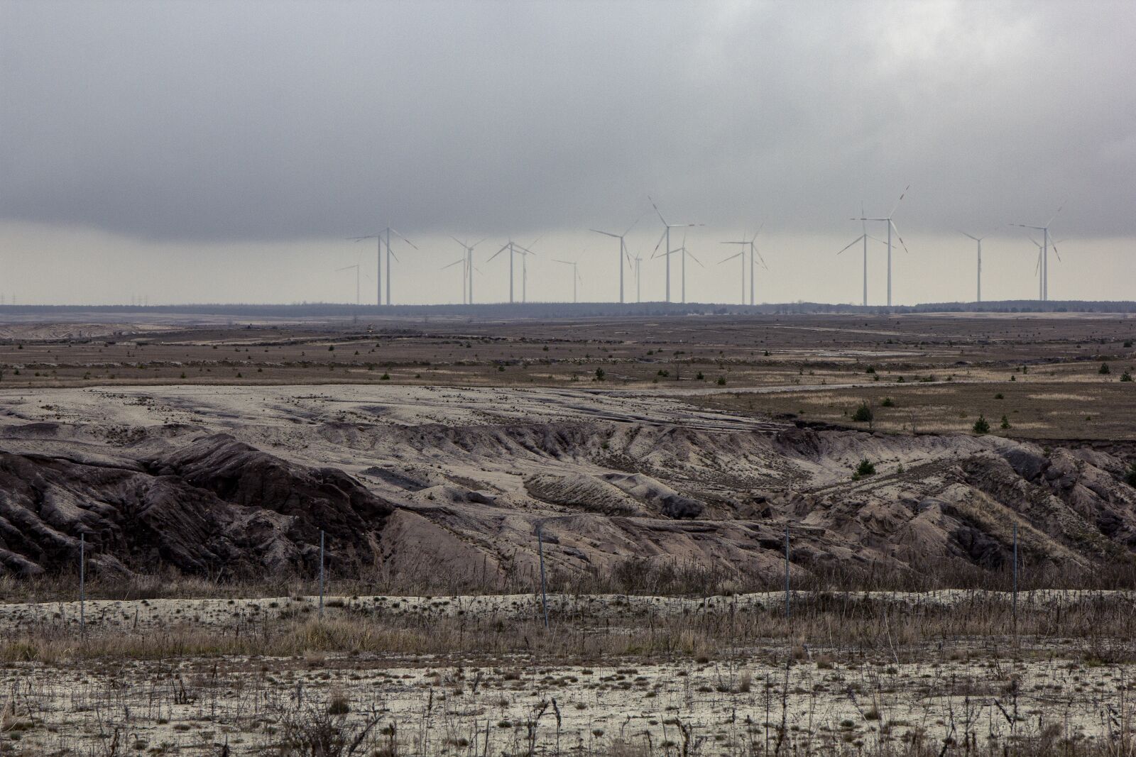 Canon EOS 60D + Canon EF 24-70mm F4L IS USM sample photo. Windmills, desert, sky photography