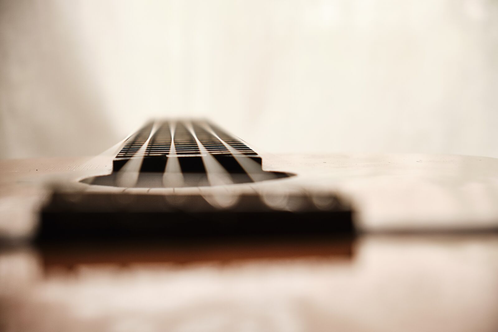 Fujifilm XF 18-55mm F2.8-4 R LM OIS sample photo. Guitar, strings, vibration photography