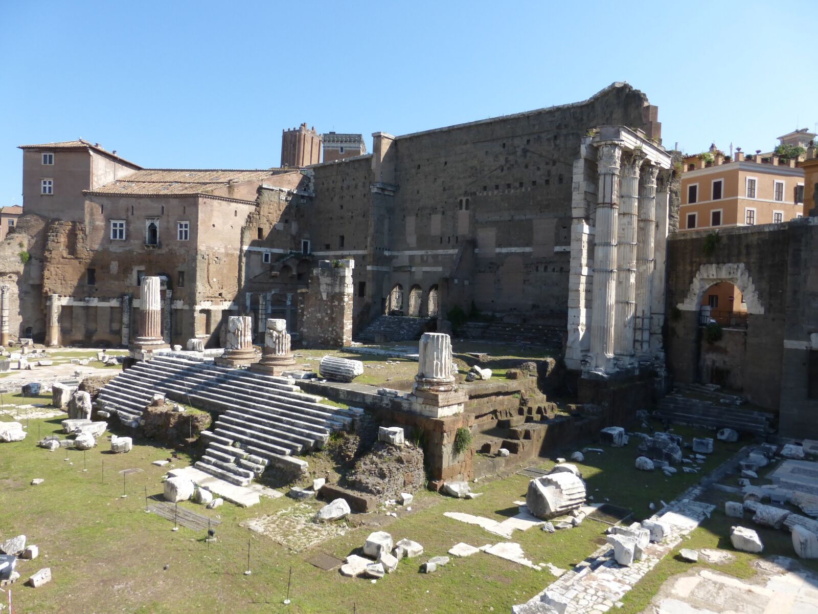 Panasonic Lumix DMC-ZS25 (Lumix DMC-TZ35) sample photo. Rome, italy, forum photography