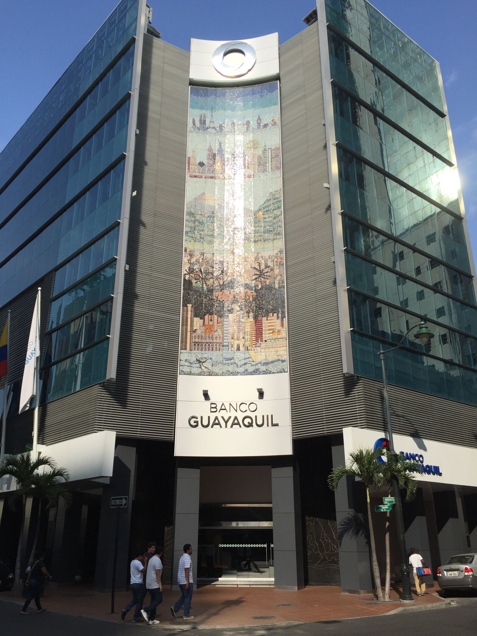 iPhone 6 back camera 4.15mm f/2.2 sample photo. Guayaquil, coast, downtown photography