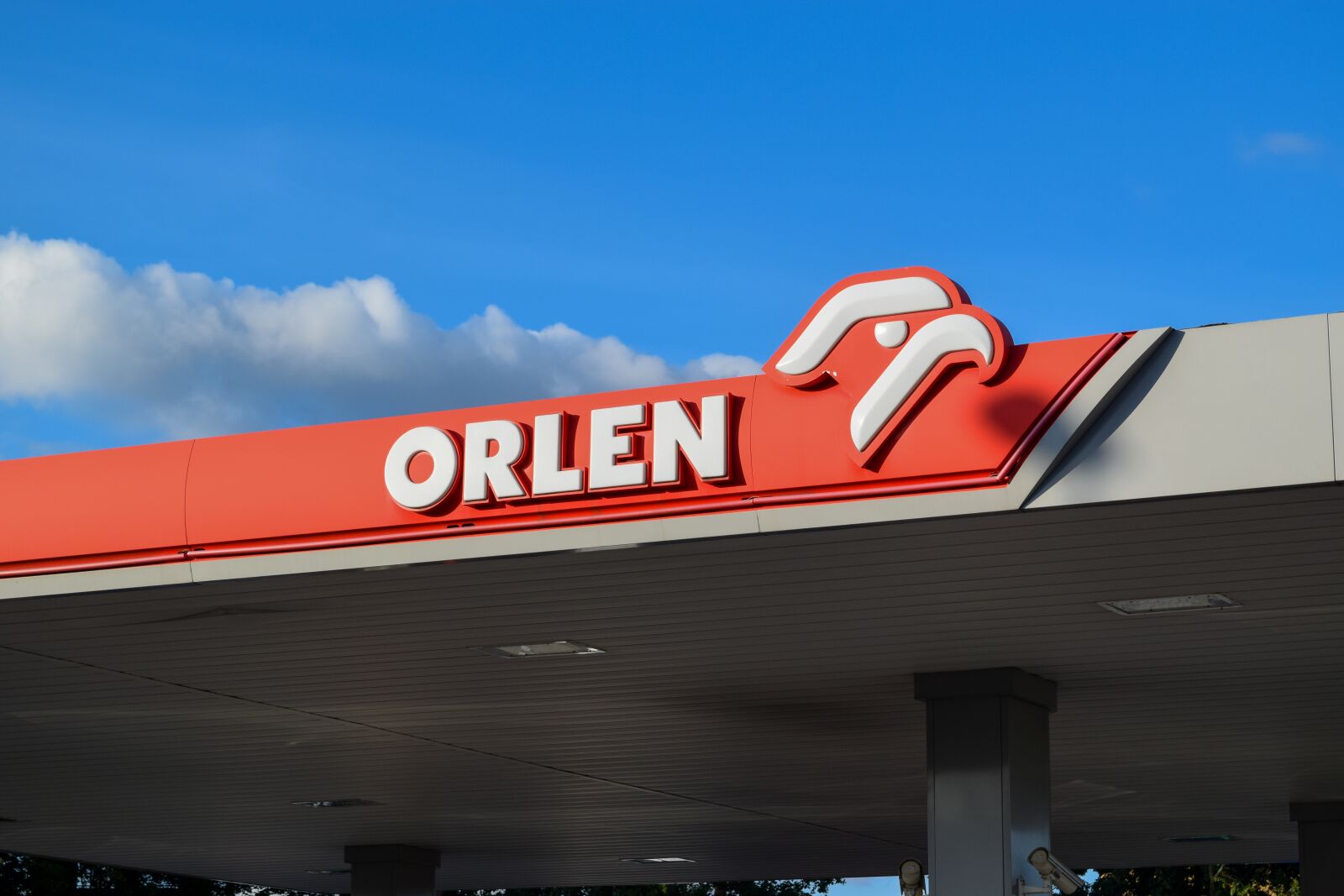 Nikon D3300 sample photo. Stacja paliw, petrol, fuel photography