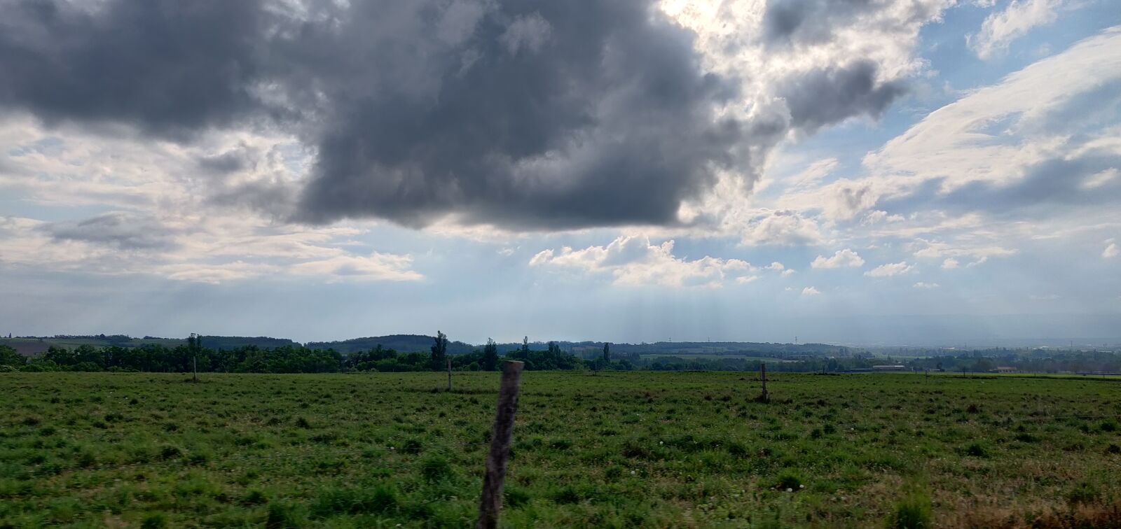 OnePlus 6 sample photo. Clouds, spring, fields photography