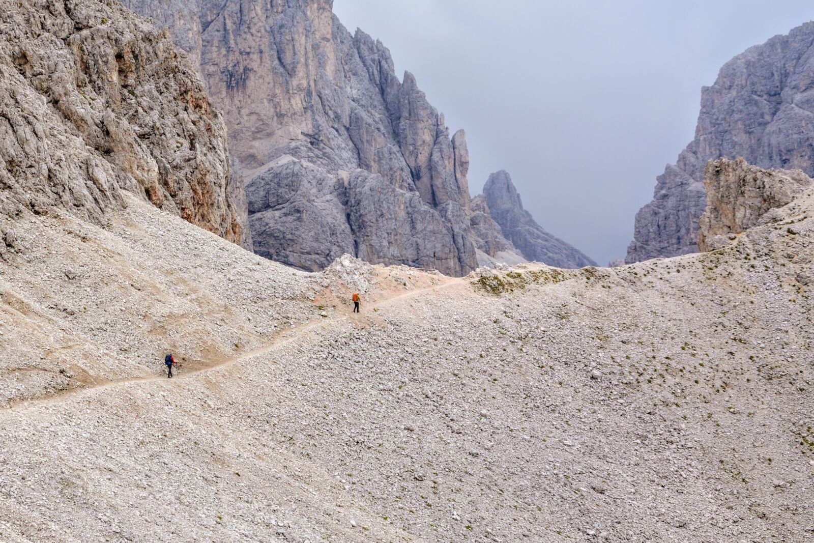 Nikon D7100 sample photo. Excursion, walk, fog photography