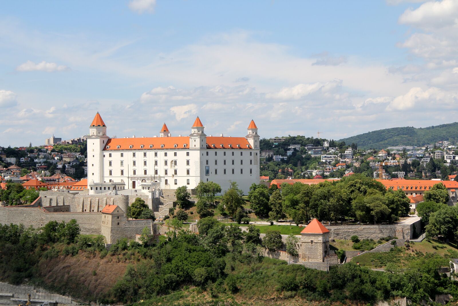 Canon EF-S 17-85mm F4-5.6 IS USM sample photo. Bratislava, city, slovakia photography