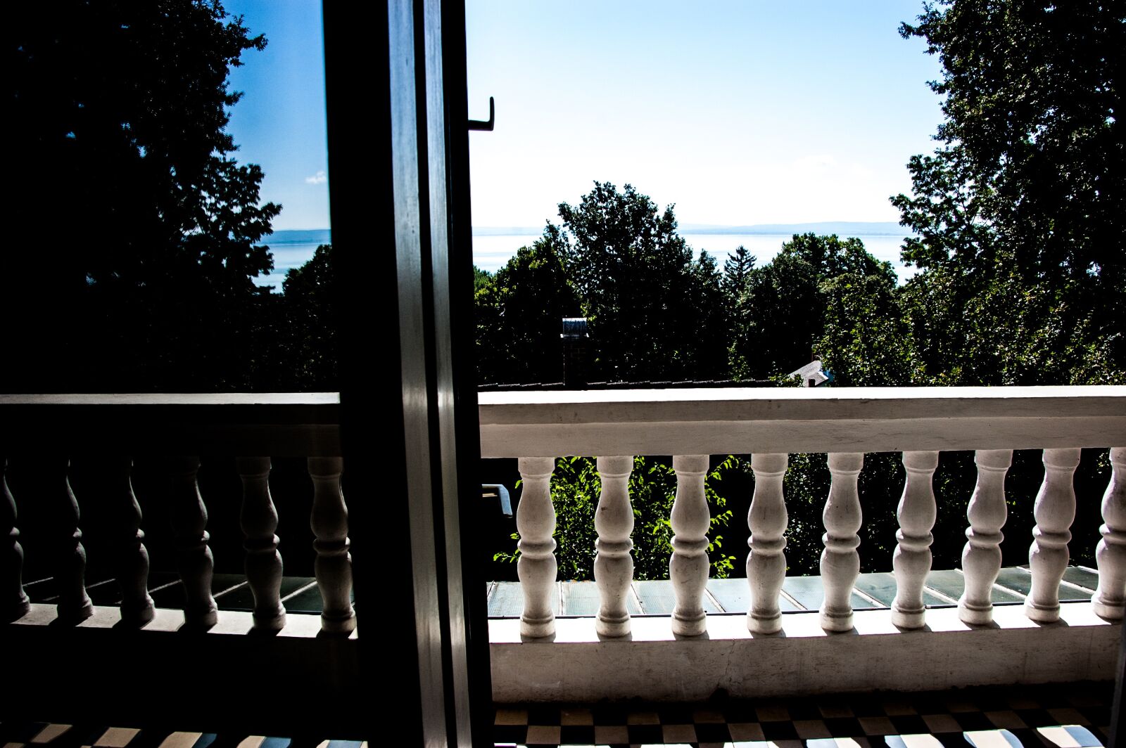 Nikon D40 sample photo. Terrace, see, house photography
