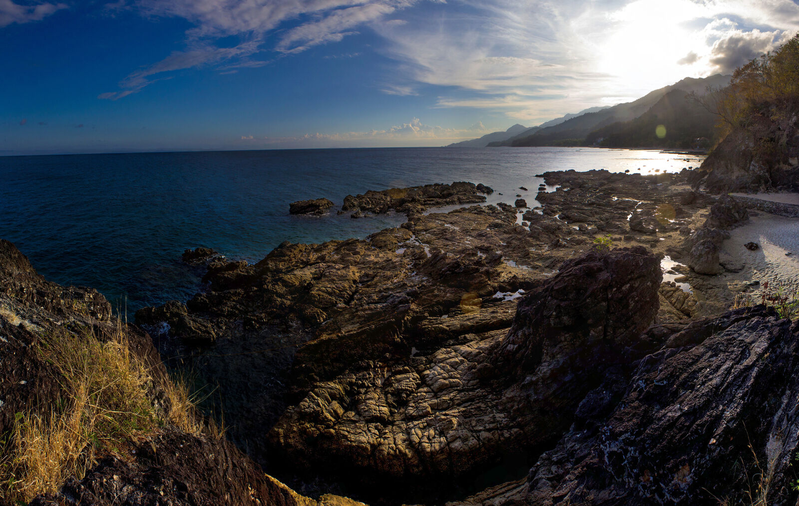 Canon EOS 600D (Rebel EOS T3i / EOS Kiss X5) sample photo. Ocean, water, rocks, sky photography