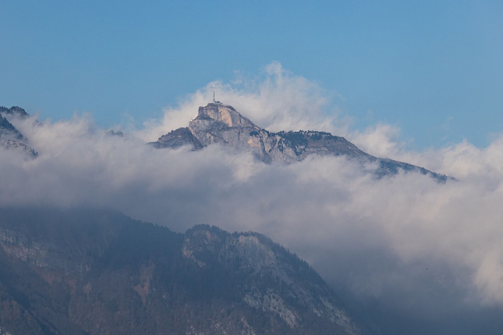 Canon EOS R sample photo. Mountain, fog, east switzerland photography