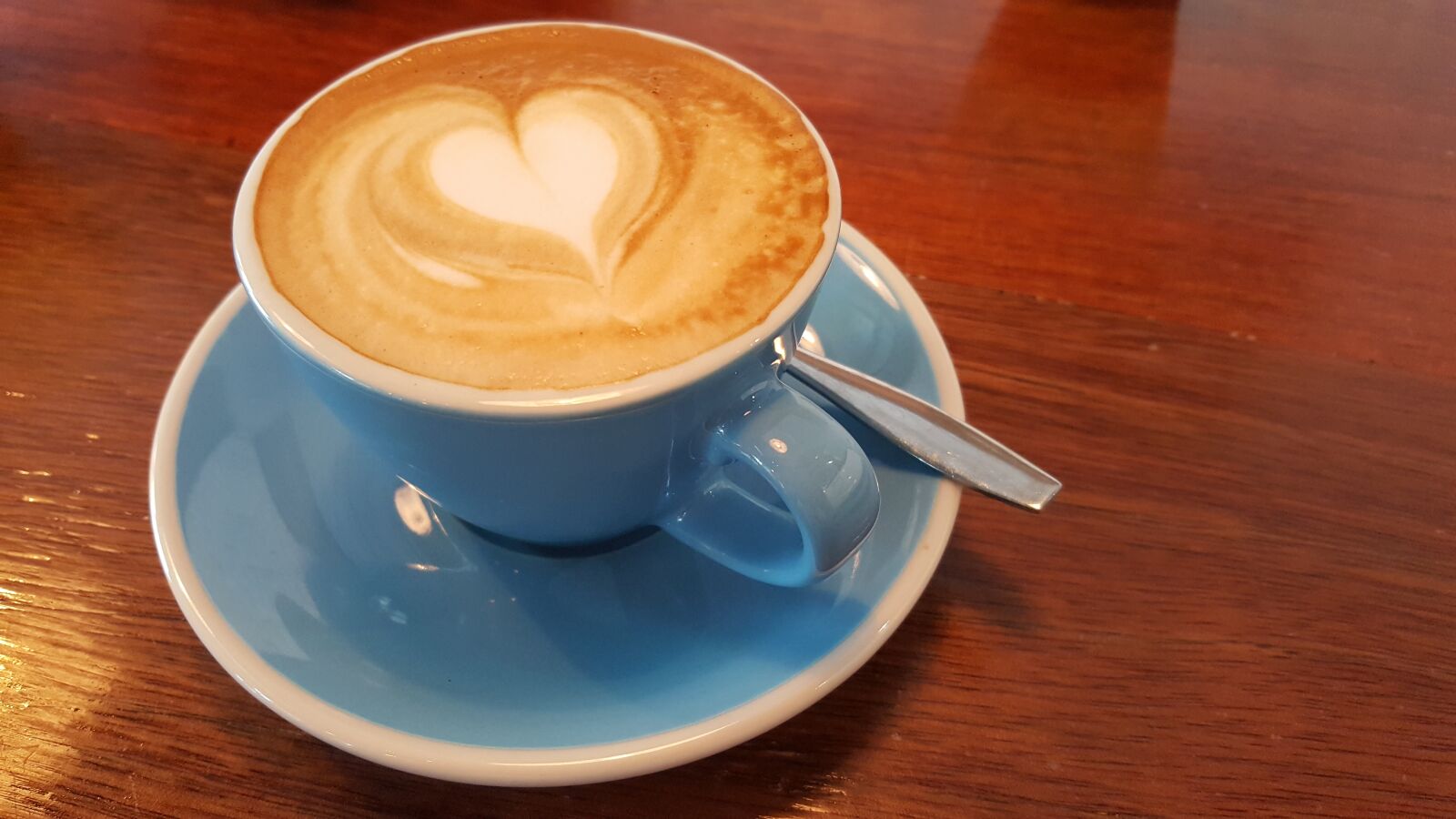 Samsung Galaxy Note5 sample photo. Coffee, flat white, cafe photography