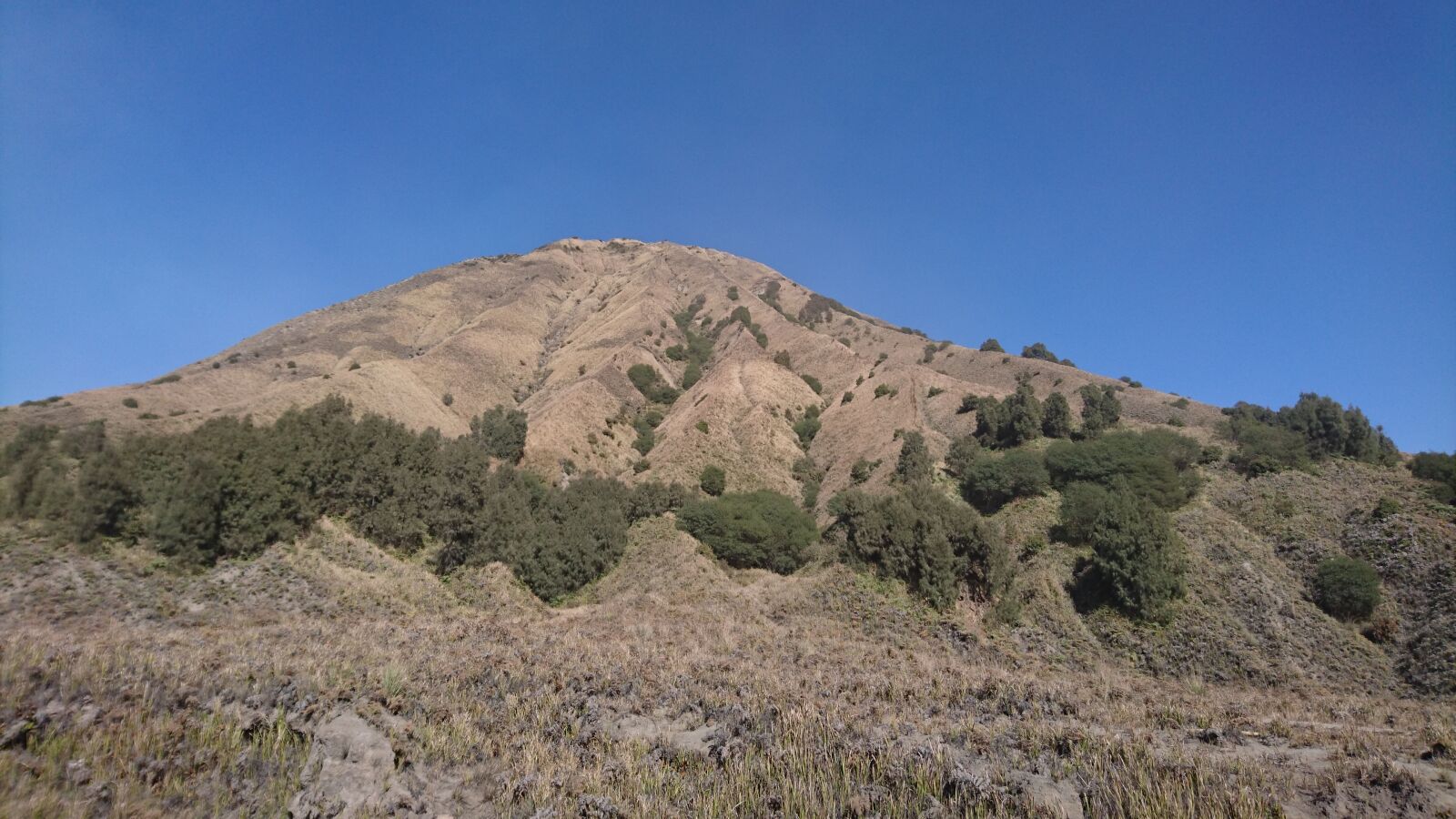 Sony Xperia Z5 sample photo. Mountain, peak, panorama photography