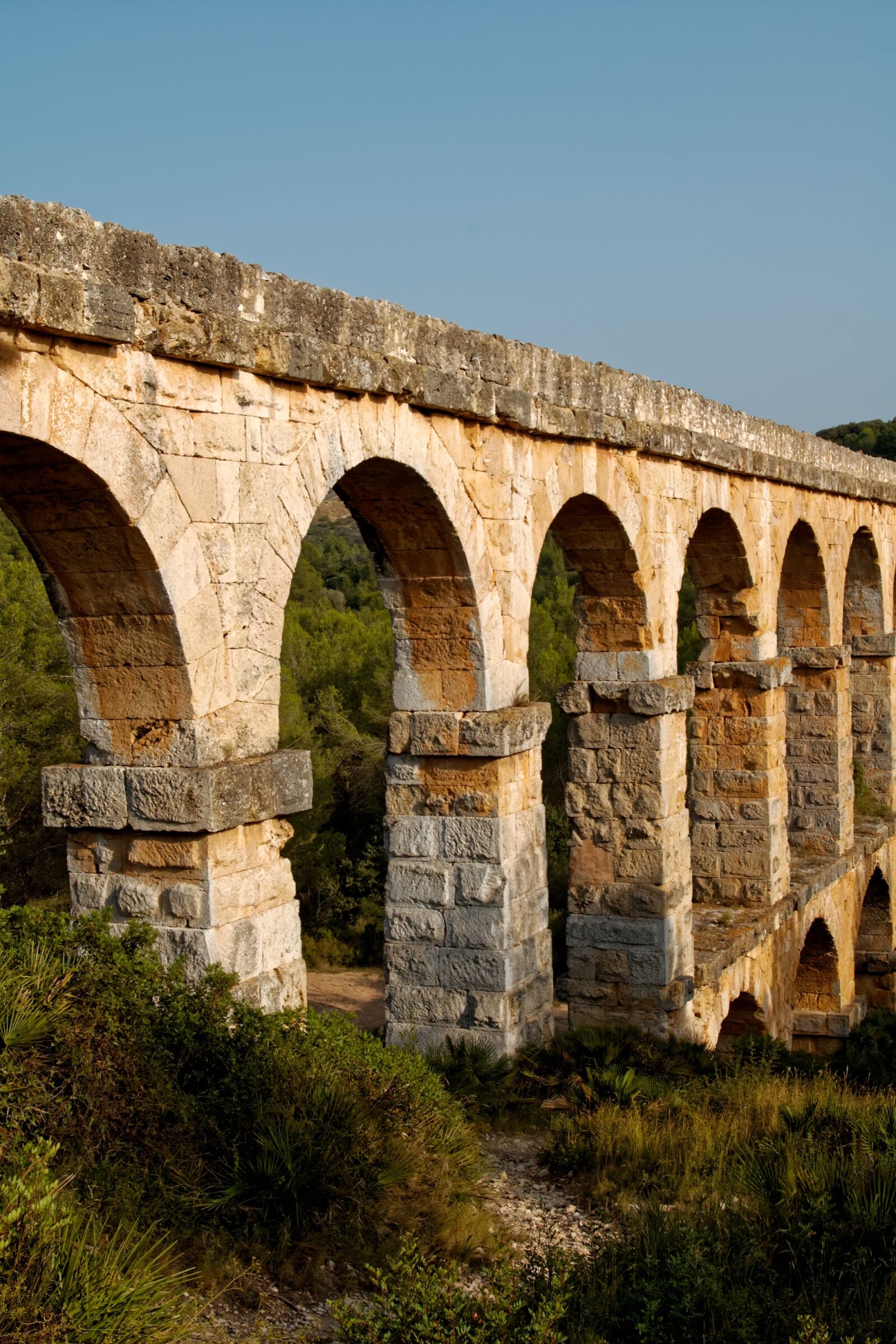 Nikon D50 sample photo. Aqueduct, roman, ruin photography