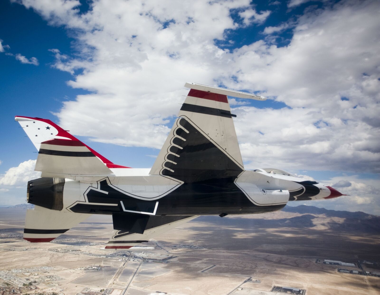 Nikon D3 sample photo. Air show, aerial demonstrations photography