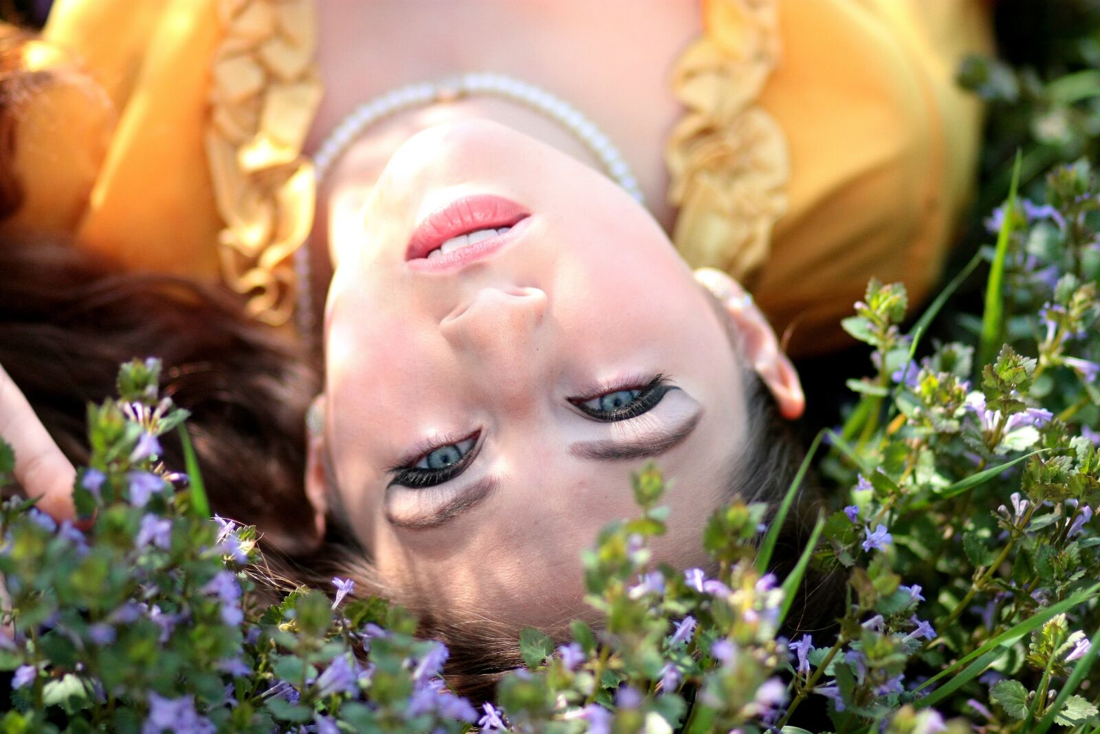 Canon EOS 450D (EOS Rebel XSi / EOS Kiss X2) sample photo. Girl, blue eyes, seductive photography