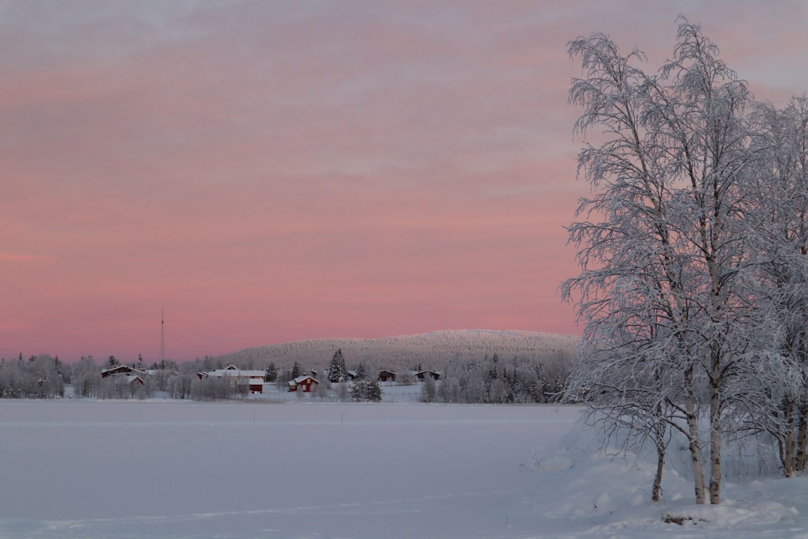 Canon EOS M50 (EOS Kiss M) sample photo. Lapland, snow, polar night photography