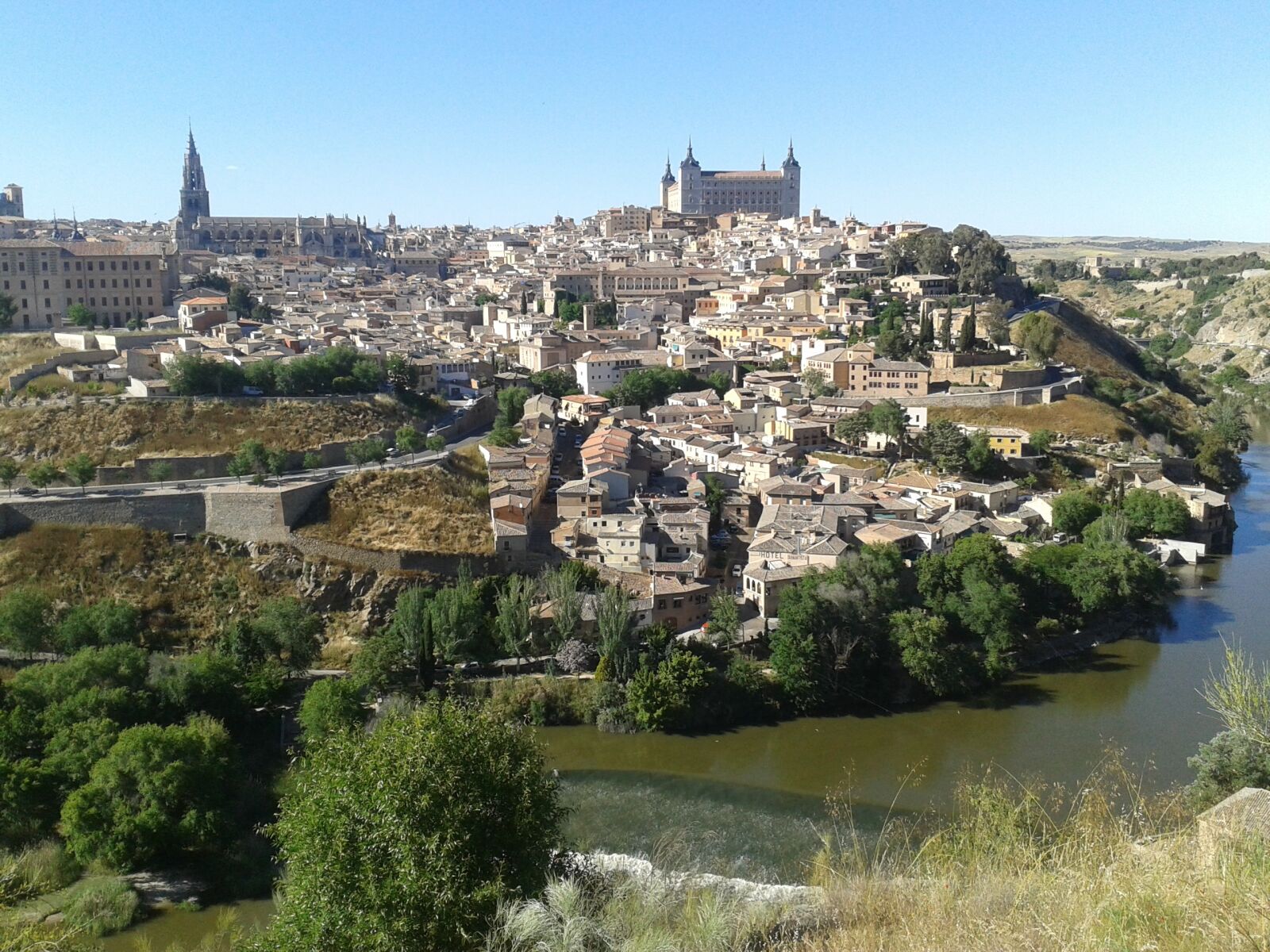 Samsung Galaxy S3 Mini sample photo. Toledo, spain, castle photography